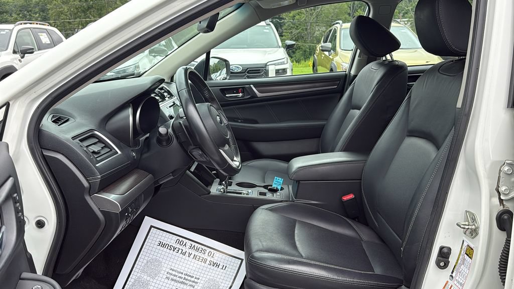 Used 2018 Subaru Legacy 3.6R Limited AWD/4WD image 10