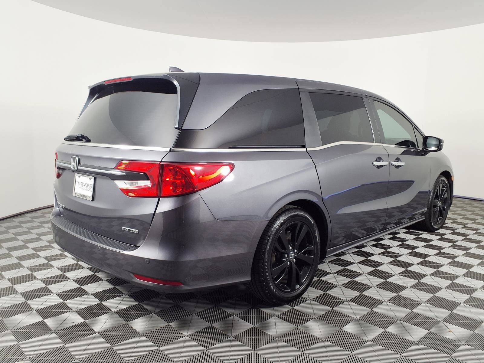Used 2023 Honda Odyssey Touring image 4