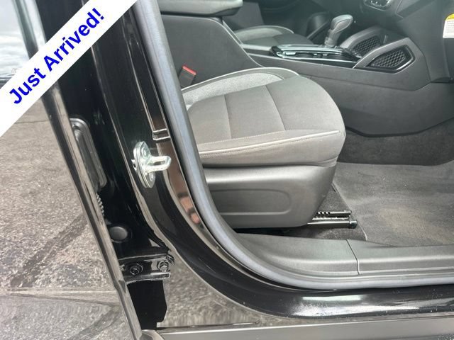 Used 2023 Chevrolet TrailBlazer LT AWD/4WD image 31