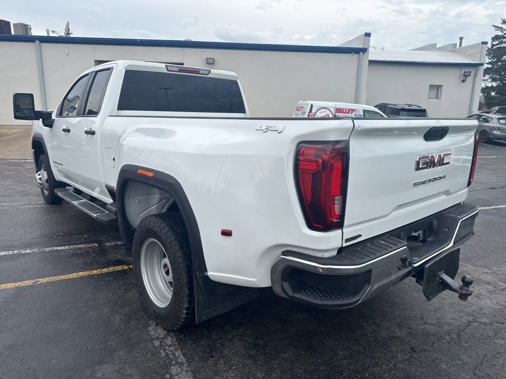 Used 2023 GMC Sierra 3500 Pro w/ Convenience Package AWD/4WD image 9