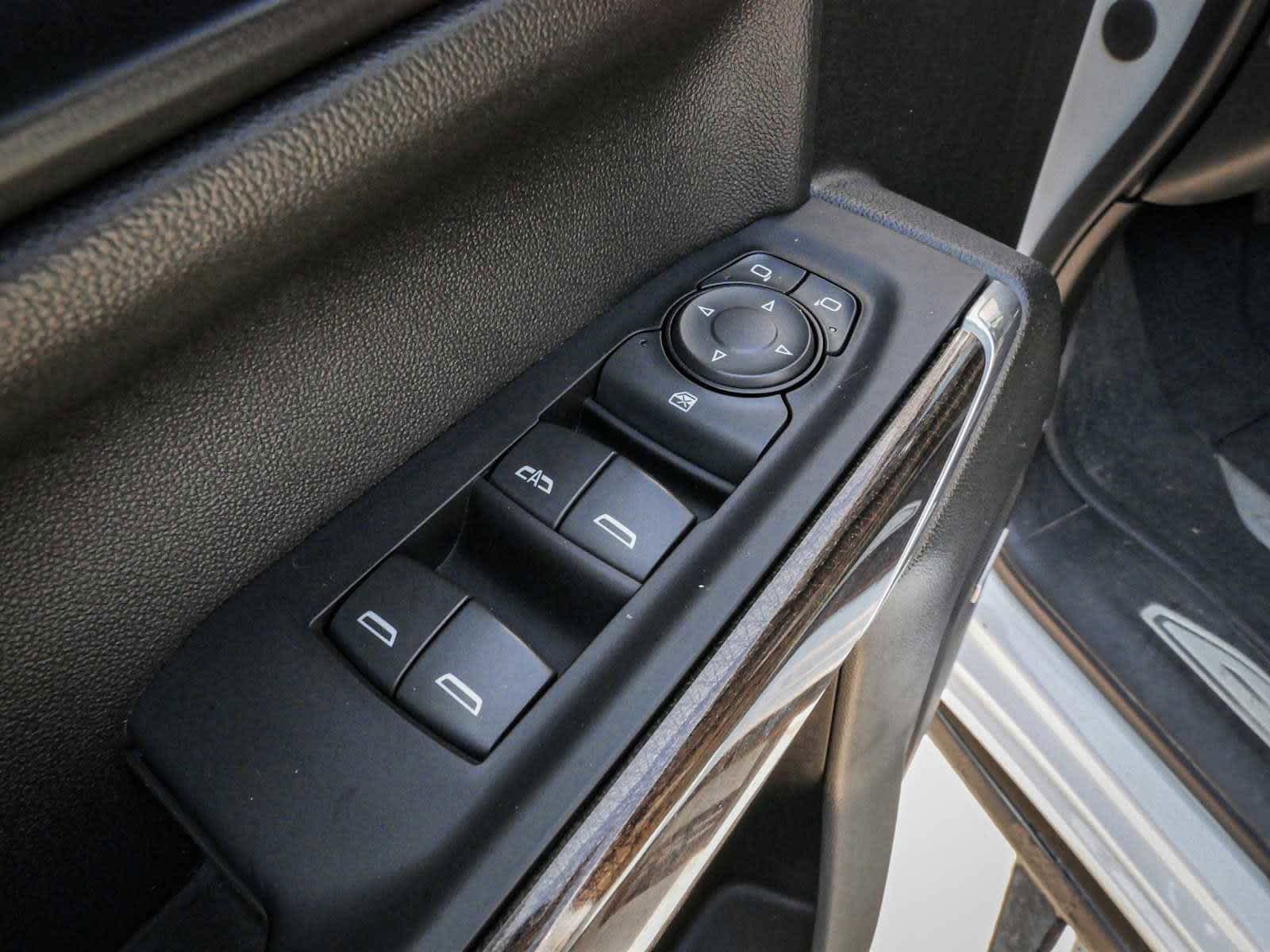 Used 2020 Chevrolet Silverado 1500 LT Trail Boss image 15