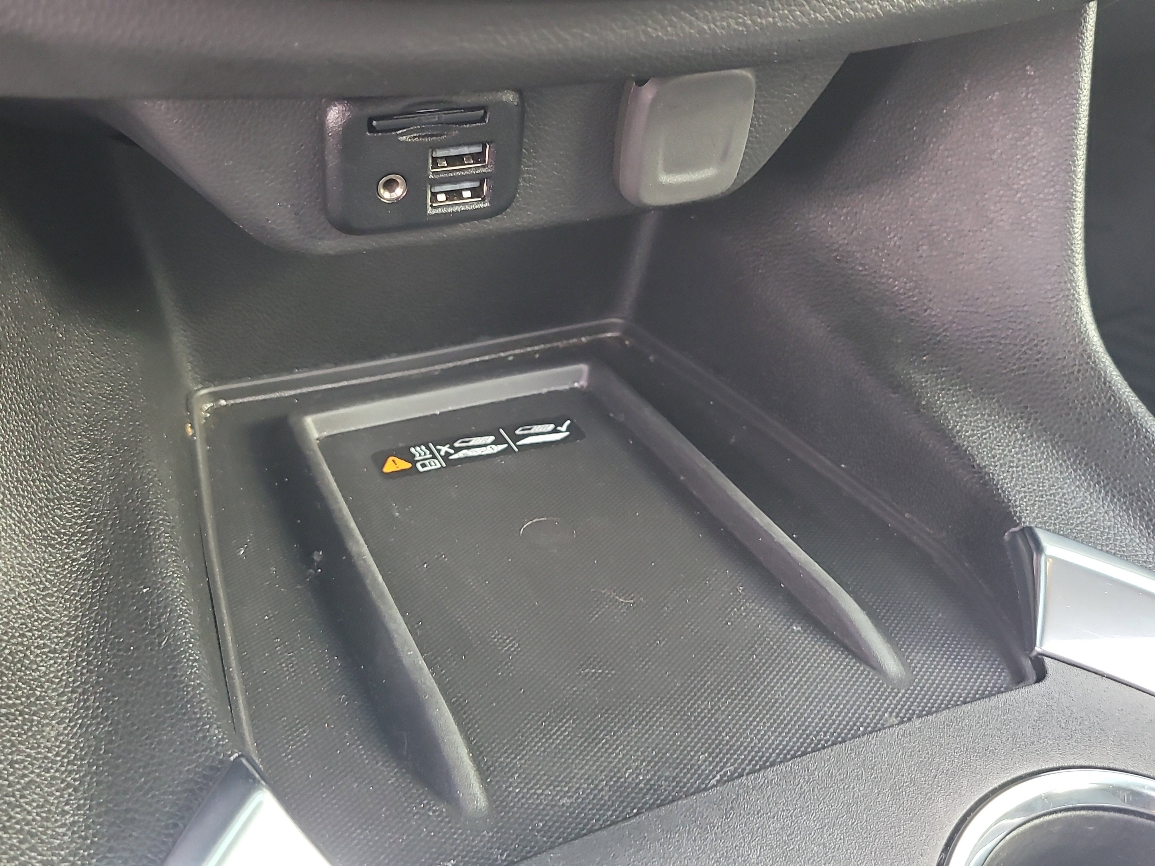 Used 2023 Chevrolet Traverse Premier w/ Redline Edition FWD image 25