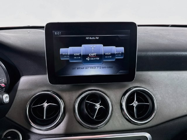 Used 2018 Mercedes-Benz GLA 250 w/ Premium Package image 15