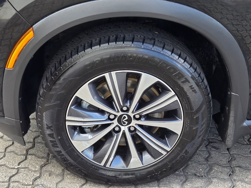 Certified 2023 INFINITI QX60 Pure image 11
