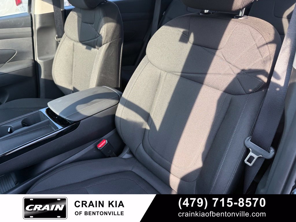 Used 2026 Hyundai Tucson Blue SE w/ Tow & Go Package AWD/4WD image 23