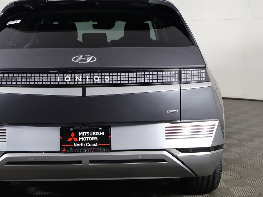 Used 2022 Hyundai Ioniq 5 Limited image 18