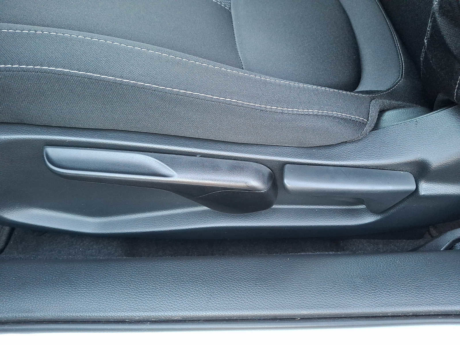 Used 2019 Honda Civic LX image 13