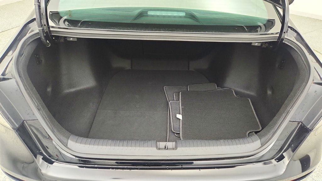 Used 2025 Honda Accord SE image 22