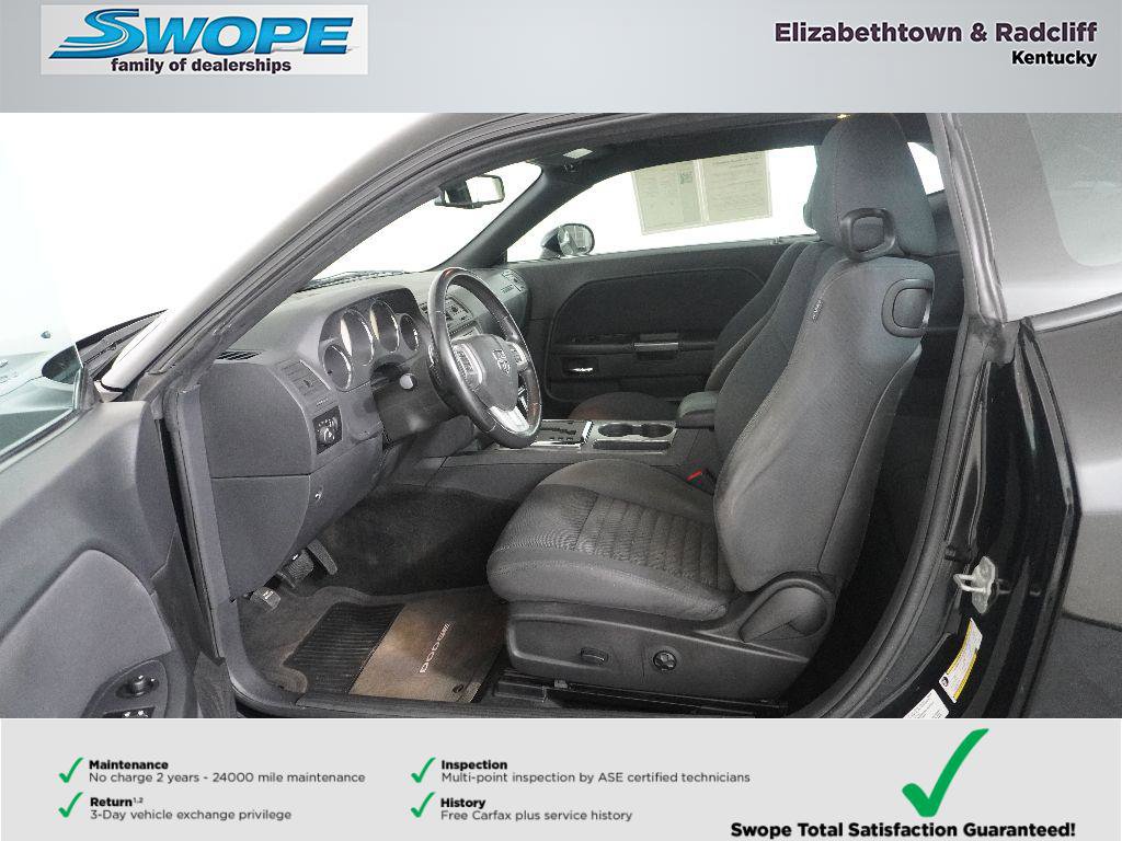 Used 2012 Dodge Challenger R/T RWD image 11