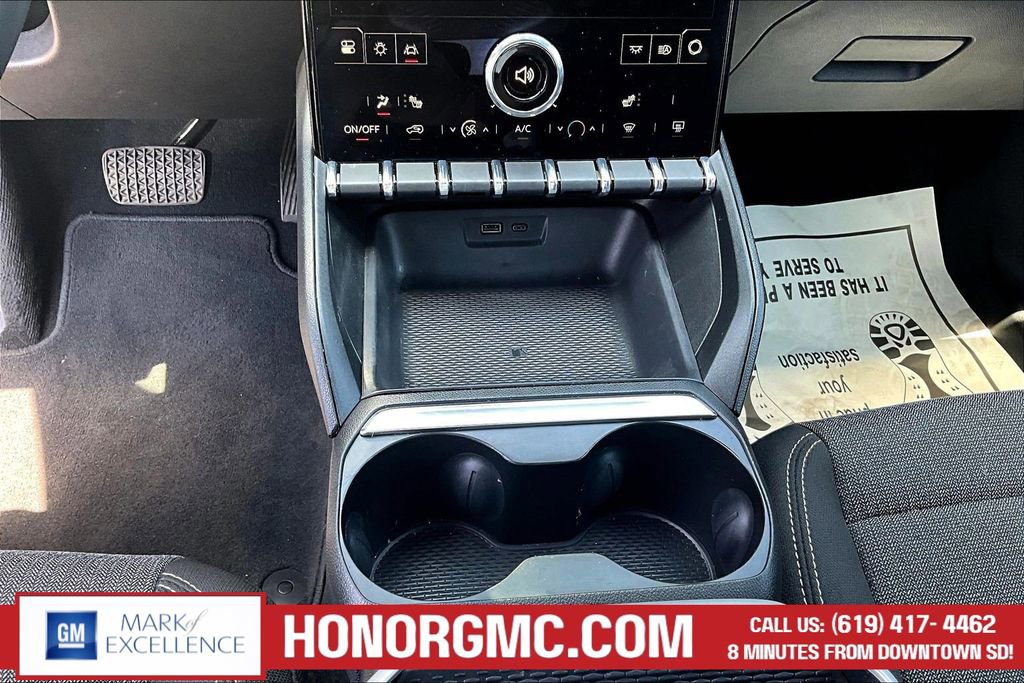 Used 2026 GMC Terrain Elevation w/ LPO, Floor Liner Package AWD/4WD image 18