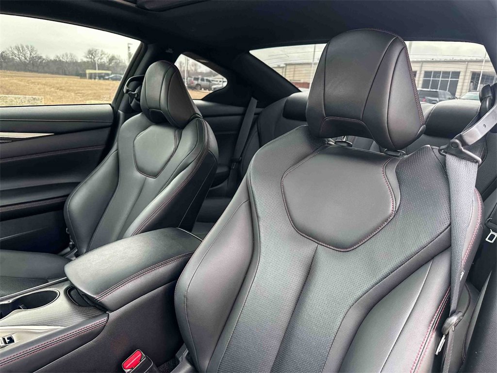 Used 2022 INFINITI Q60 Red Sport 400 w/ Carbon Fiber Package image 13