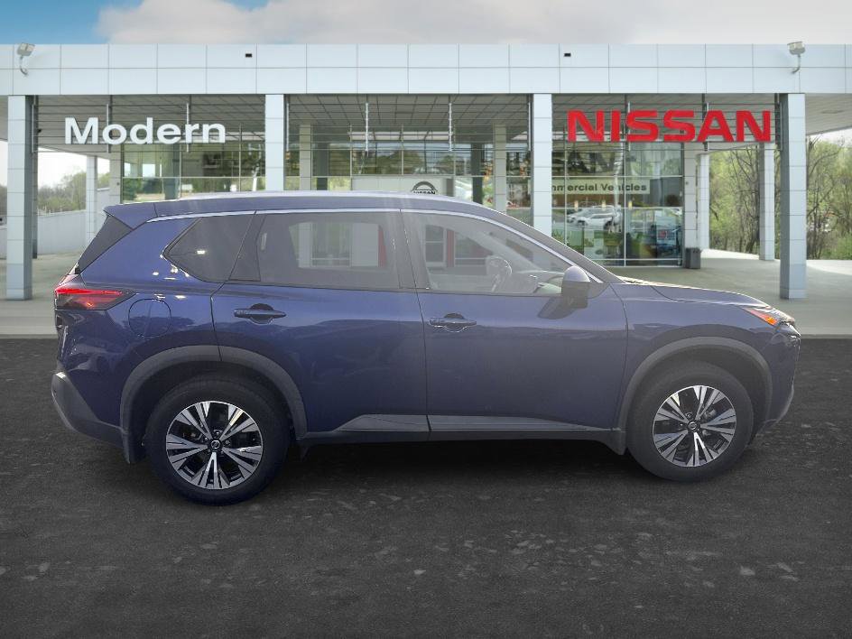 Certified 2021 Nissan Rogue SV w/ Premium Package FWD image 6