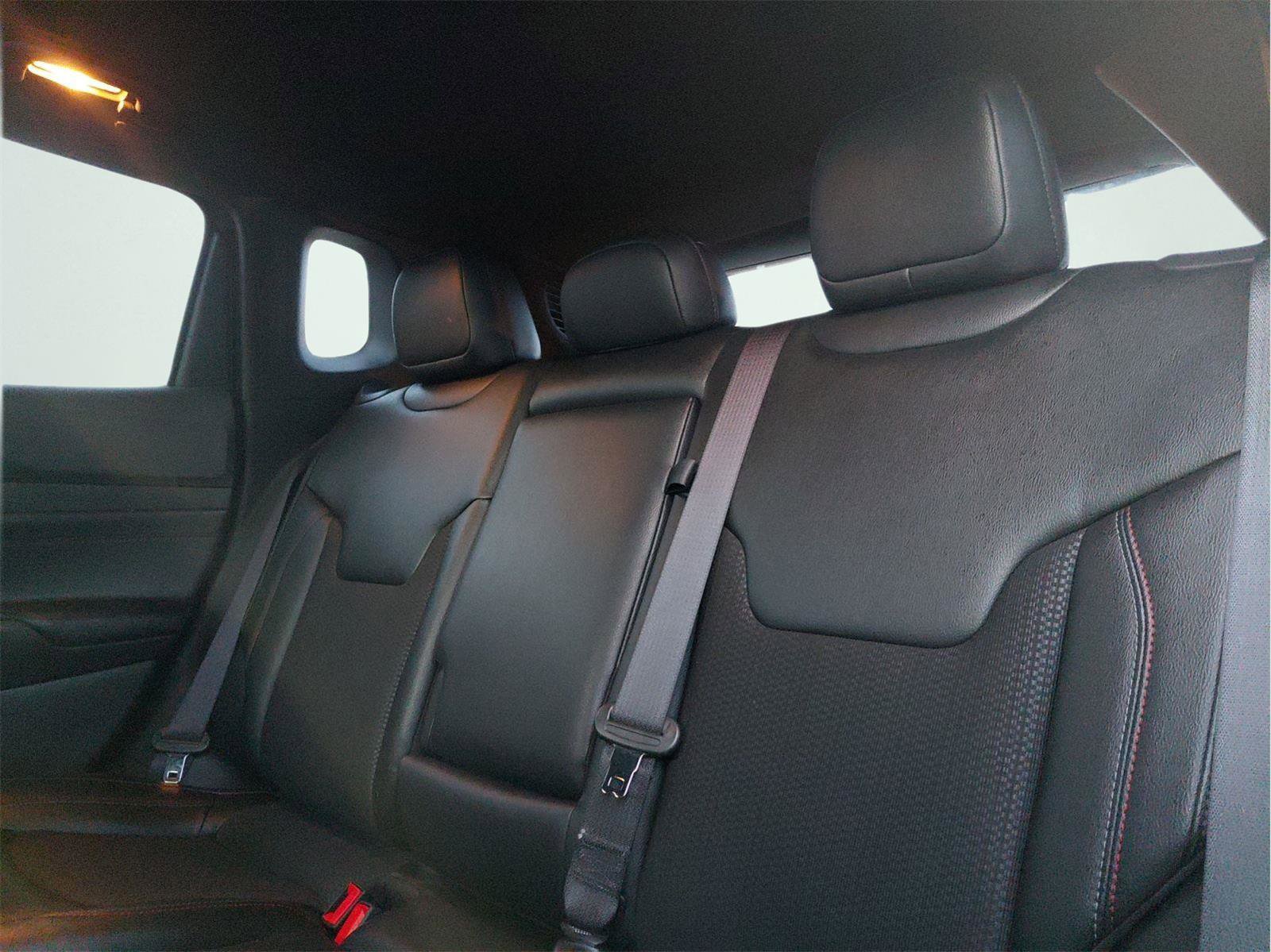 Used 2024 Jeep Compass Trailhawk w/ Trailhawk Convenience Group image 13