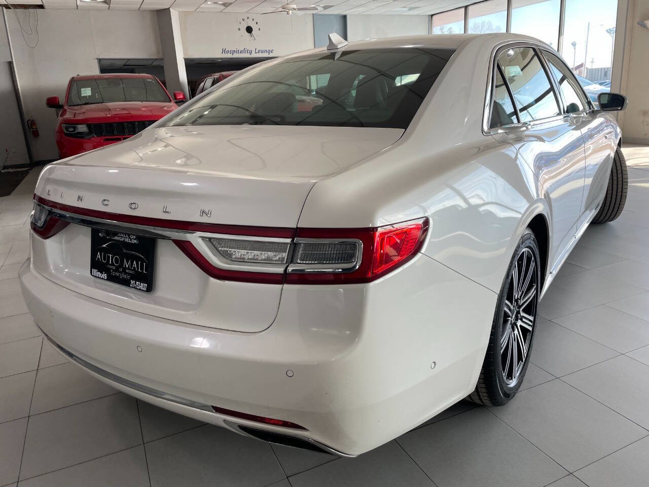 Used 2018 Lincoln Continental Reserve FWD image 7