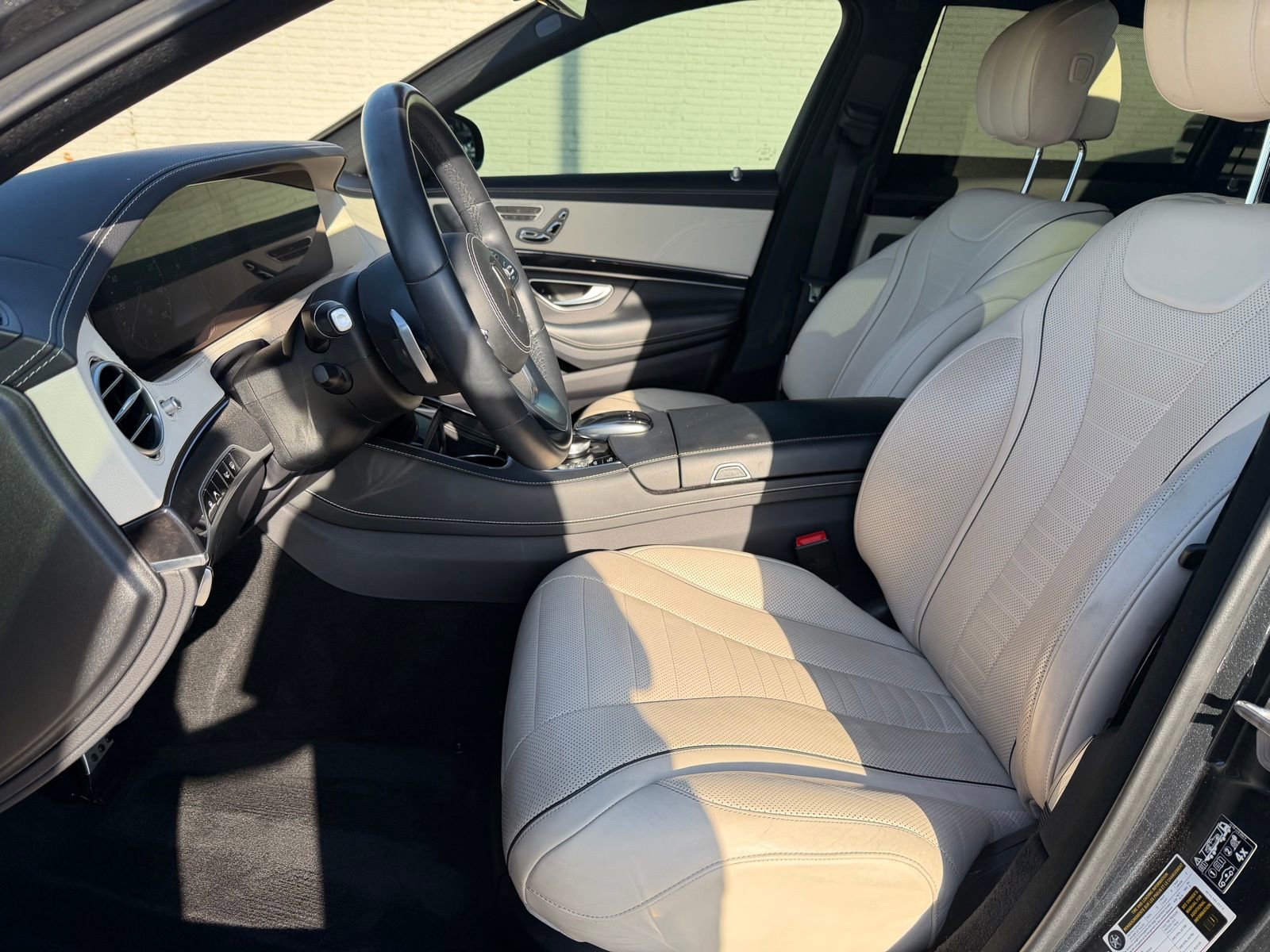 Used 2020 Mercedes-Benz S 560 Sedan image 20