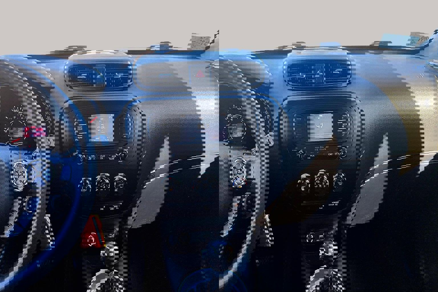 Used 2016 Kia Soul + image 6