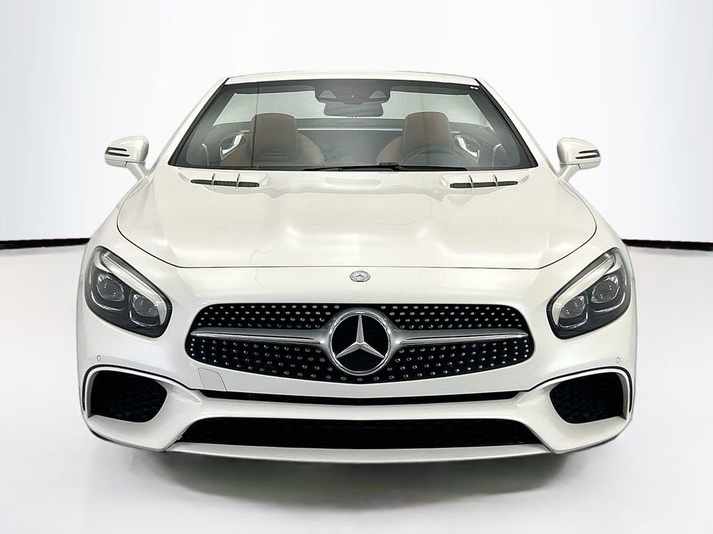 Used 2017 Mercedes-Benz SL 450 image 2
