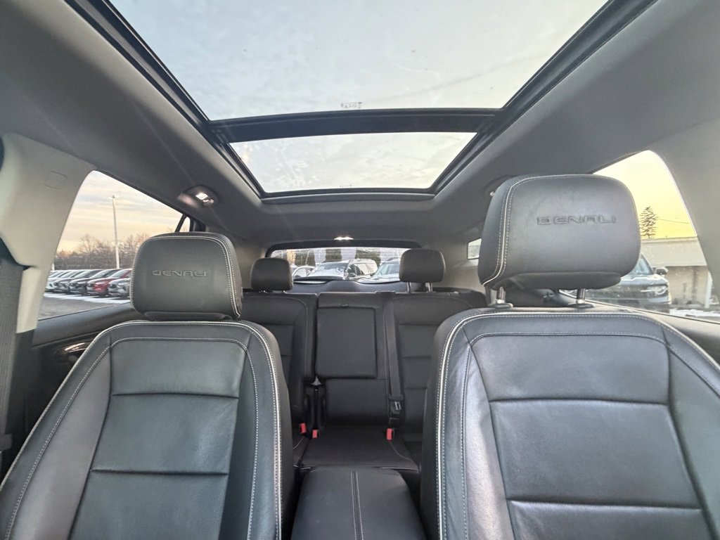 Used 2020 GMC Terrain Denali w/ Denali Premium Package image 19