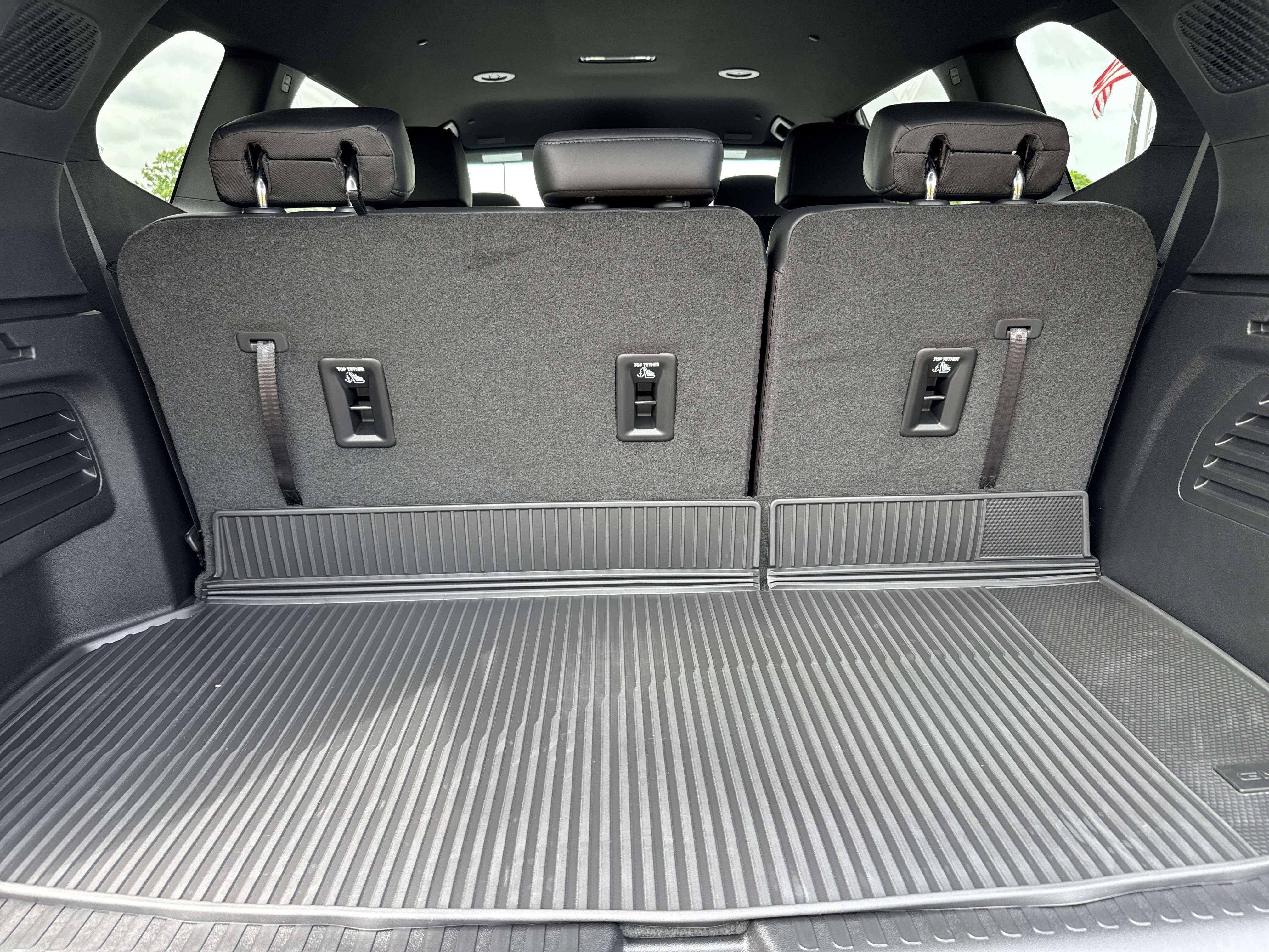 New 2026 GMC Acadia Elevation w/ Black Edition FWD image 33