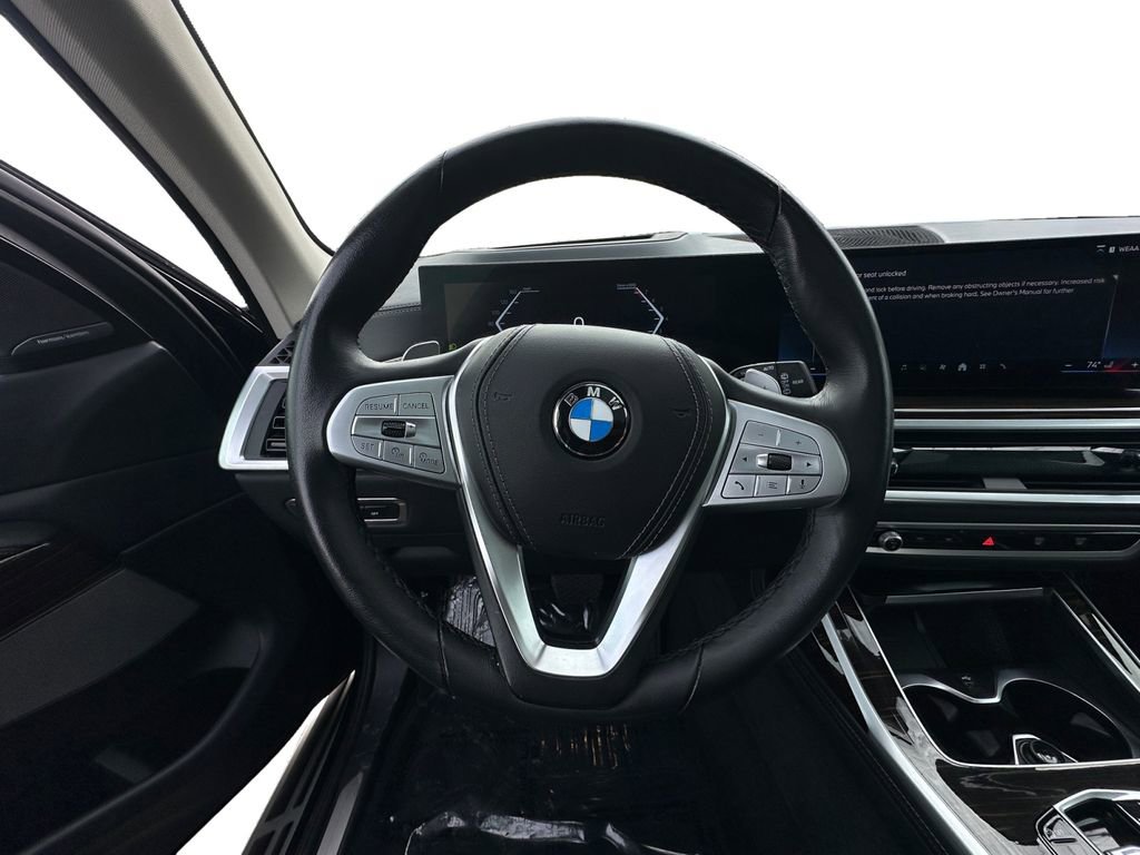 Used 2025 BMW X7 xDrive40i image 12