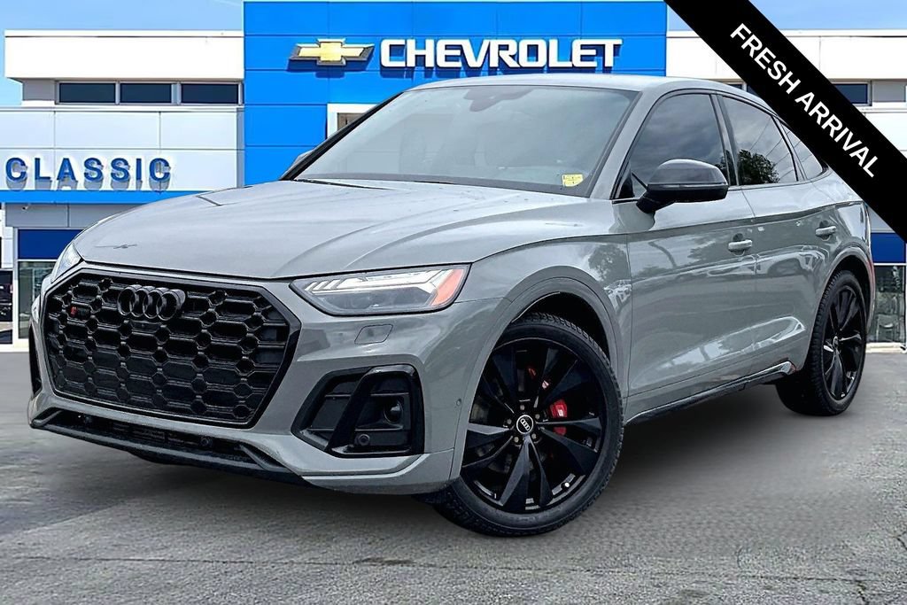 Used 2021 Audi SQ5 Prestige w/ Prestige Package AWD/4WD image 2