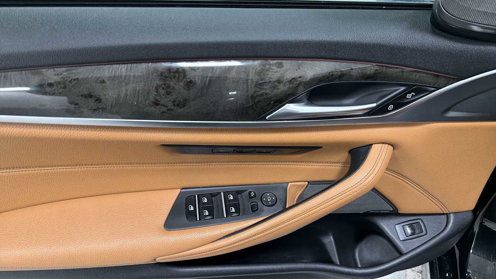 Used 2018 BMW 540i xDrive 540i xDrive image 15