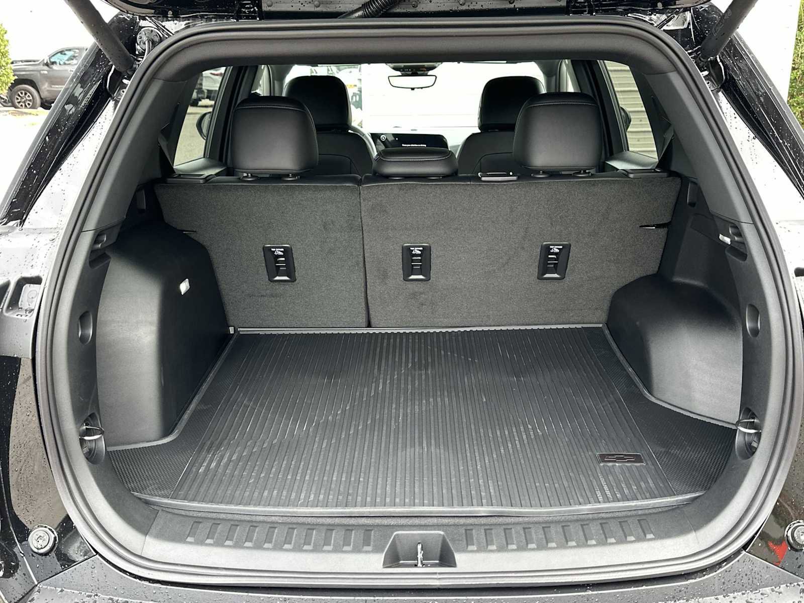 New 2026 Chevrolet Equinox LT w/ Convenience Package II image 26