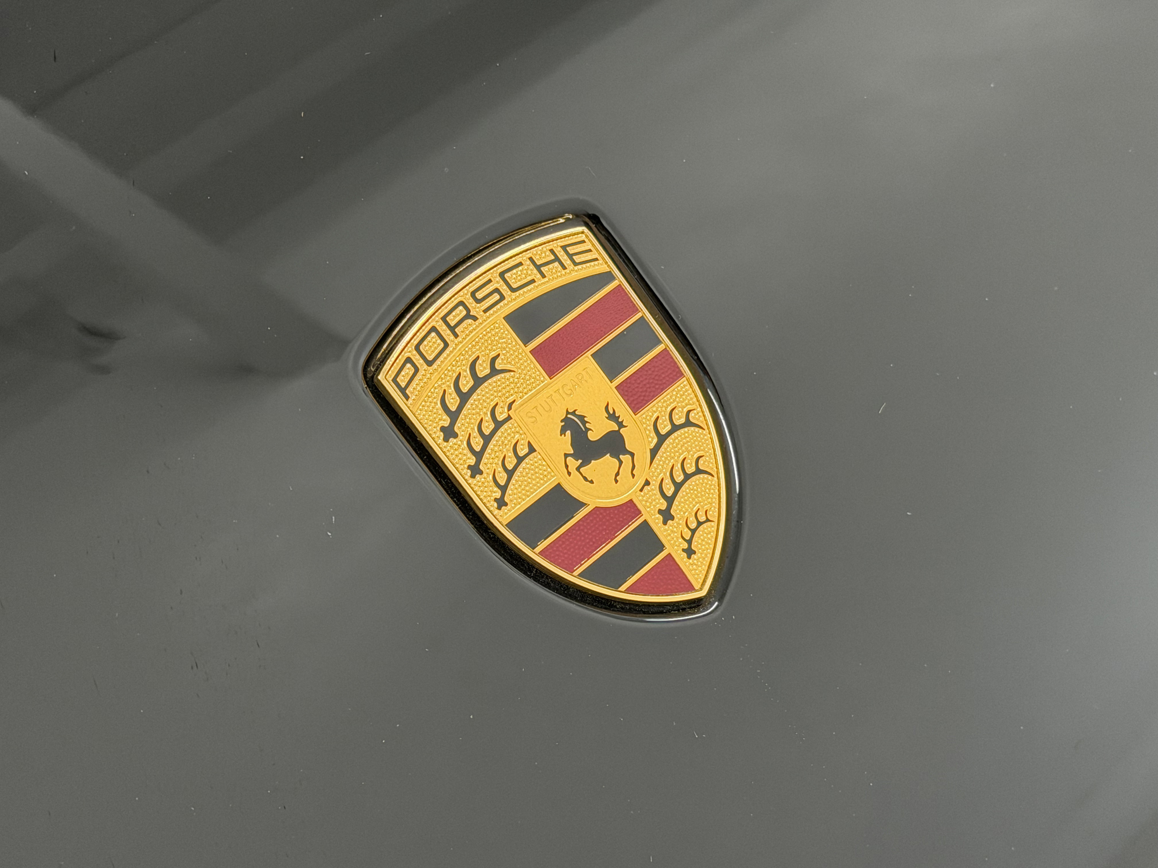 Certified 2025 Porsche Macan AWD/4WD image 63