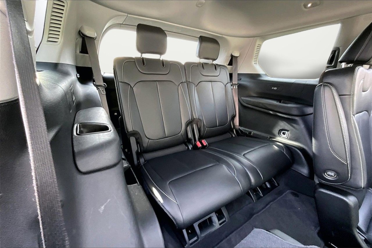 Certified 2022 Jeep Grand Cherokee L Limited image 26