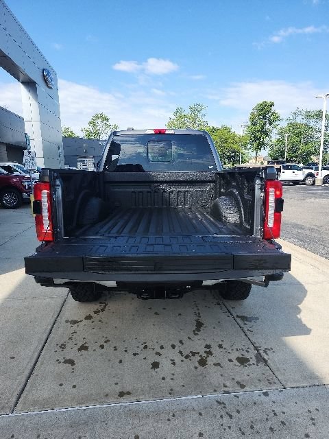 New 2026 Ford F350 Lariat w/ Tremor Off-Road Package AWD/4WD image 16