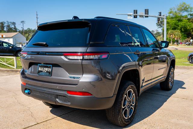 Used 2022 Jeep Grand Cherokee Trailhawk w/ Advanced Protech Group II image 20