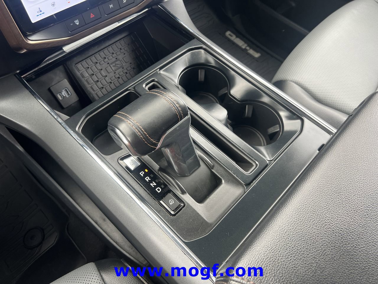 Certified 2023 Ford F150 Lightning Lariat w/ Equipment Group 511A High image 9