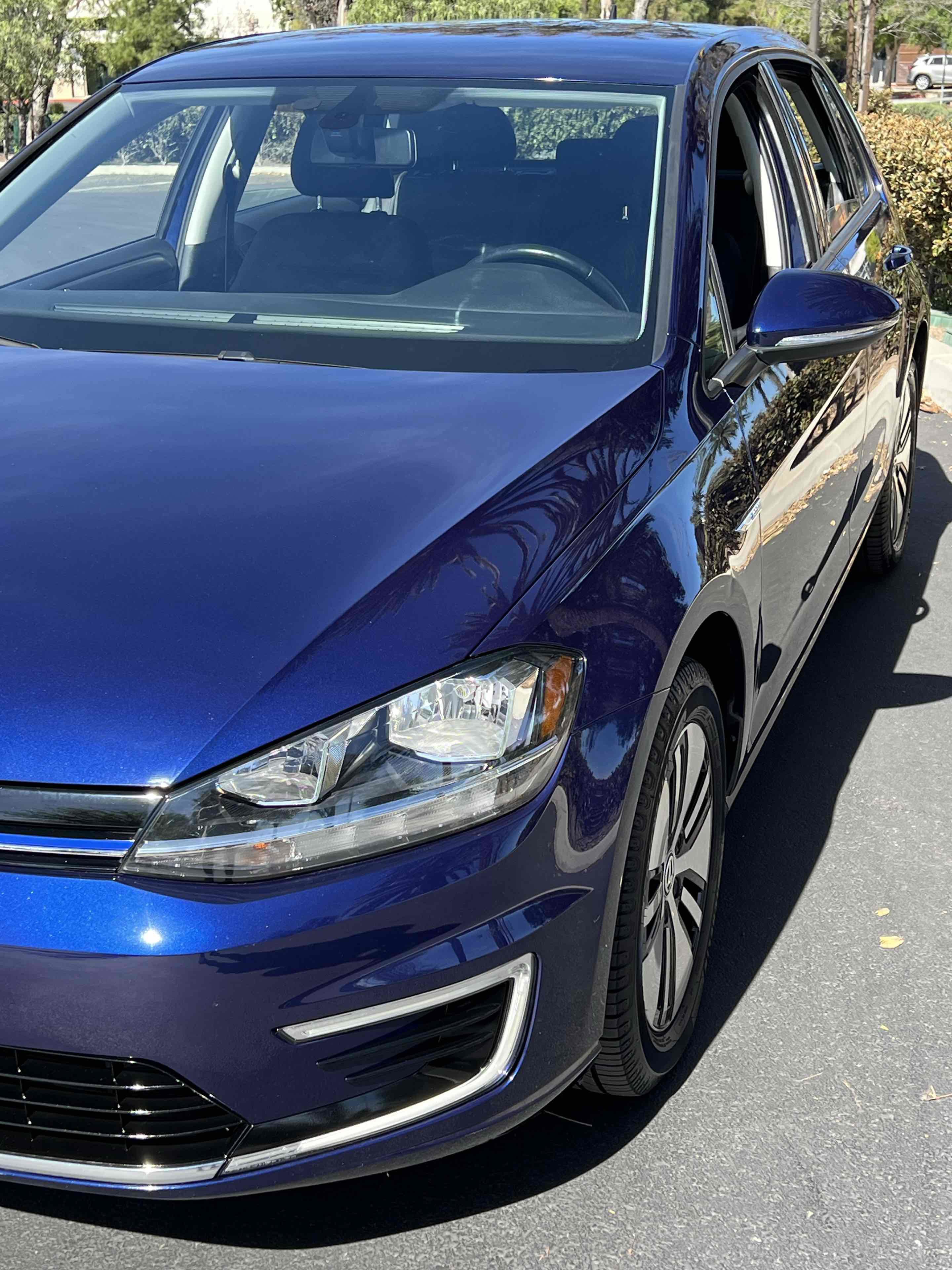 Used 2019 Volkswagen e-Golf SE w/ Driver Assistance Package image 49