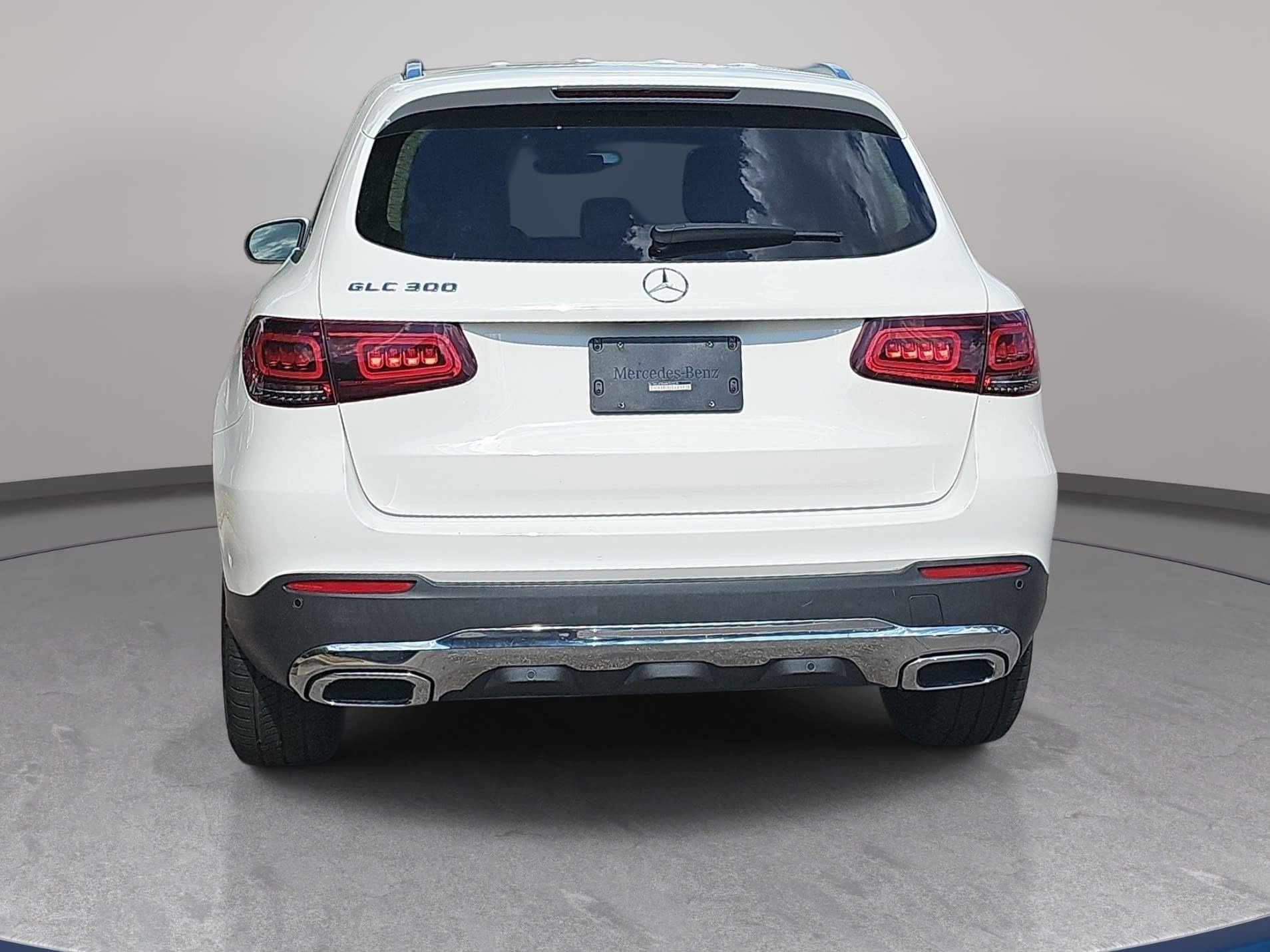 Used 2021 Mercedes-Benz GLC 300 image 6