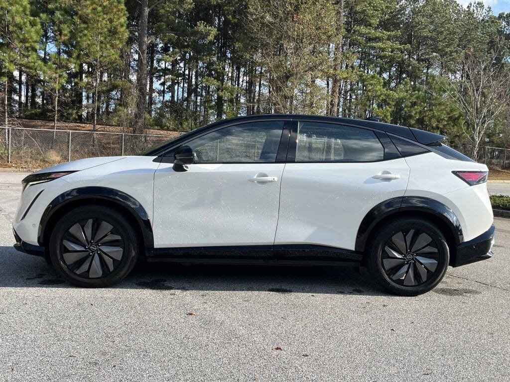Certified 2024 Nissan Ariya AWD image 21