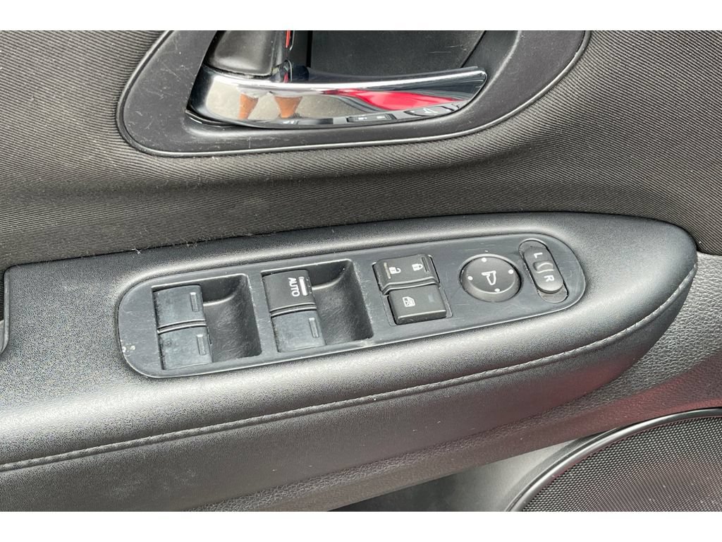 Certified 2017 Honda HR-V LX image 12