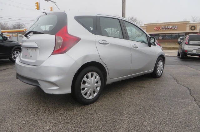 Used 2018 Nissan Versa Note S image 2