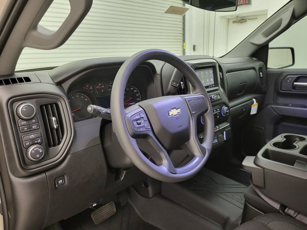 New 2026 Chevrolet Silverado 1500 Custom w/ LPO, Dark Essentials Package image 27