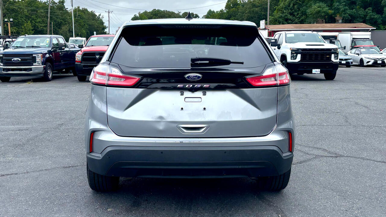 Used 2021 Ford Edge SE image 7