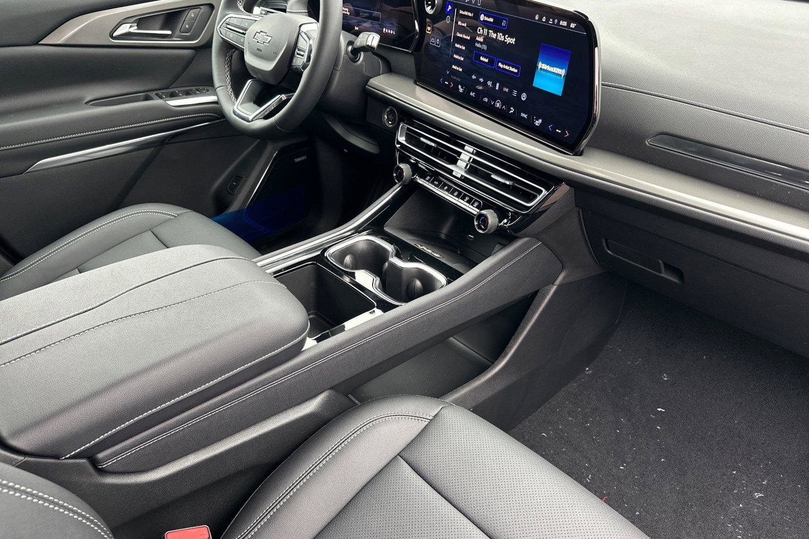 New 2026 Chevrolet Traverse LT w/ Enhanced Driving Package image 22