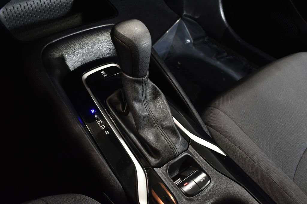 Used 2022 Toyota Corolla LE image 25