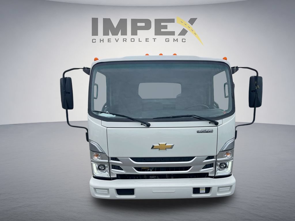 Used 2024 Chevrolet Low Cab Forward RWD image 8