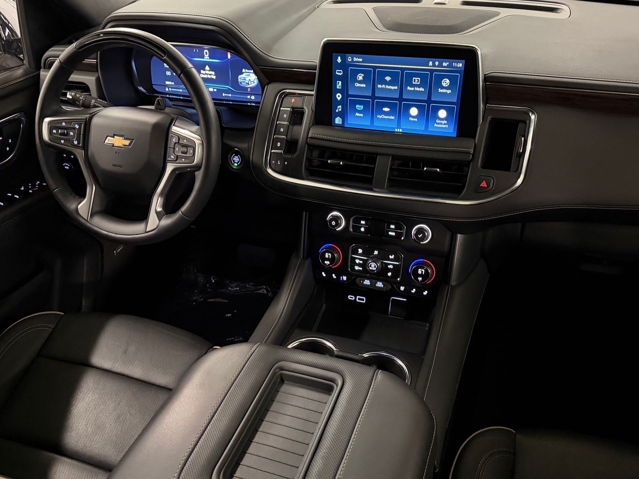 Used 2024 Chevrolet Tahoe Premier w/ Advanced Technology Package AWD/4WD image 13