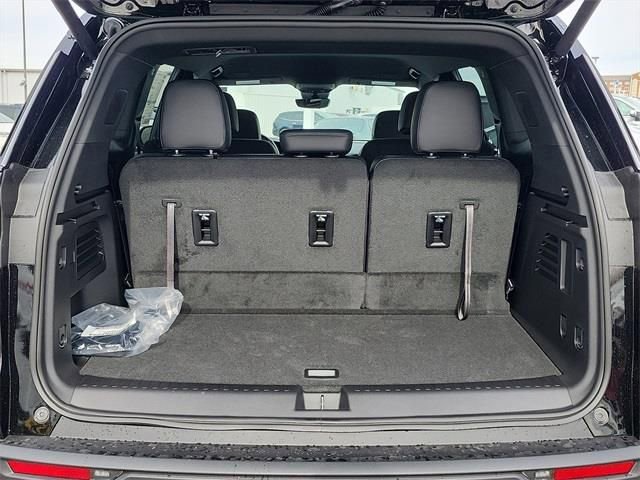 New 2026 GMC Acadia Elevation w/ Super Cruise Package FWD image 7