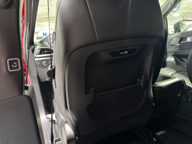 New 2026 Chrysler Pacifica Select image 25