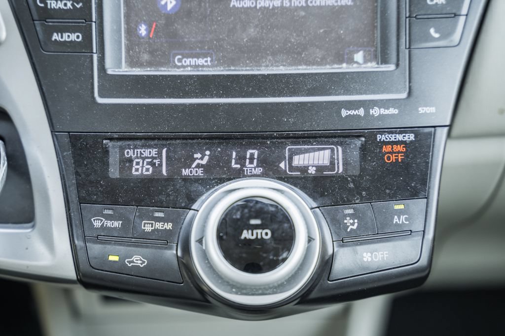 Used 2012 Toyota Prius V Three FWD image 23