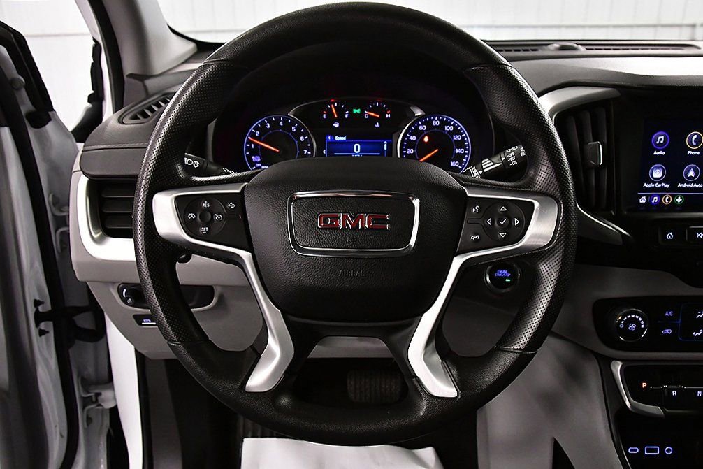 Used 2024 GMC Terrain SLE AWD/4WD image 18
