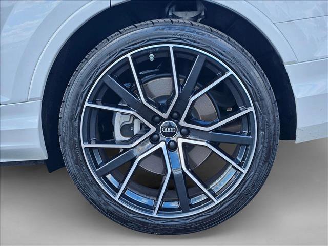 Used 2023 Audi Q7 3.0T Prestige w/ Prestige Package image 29