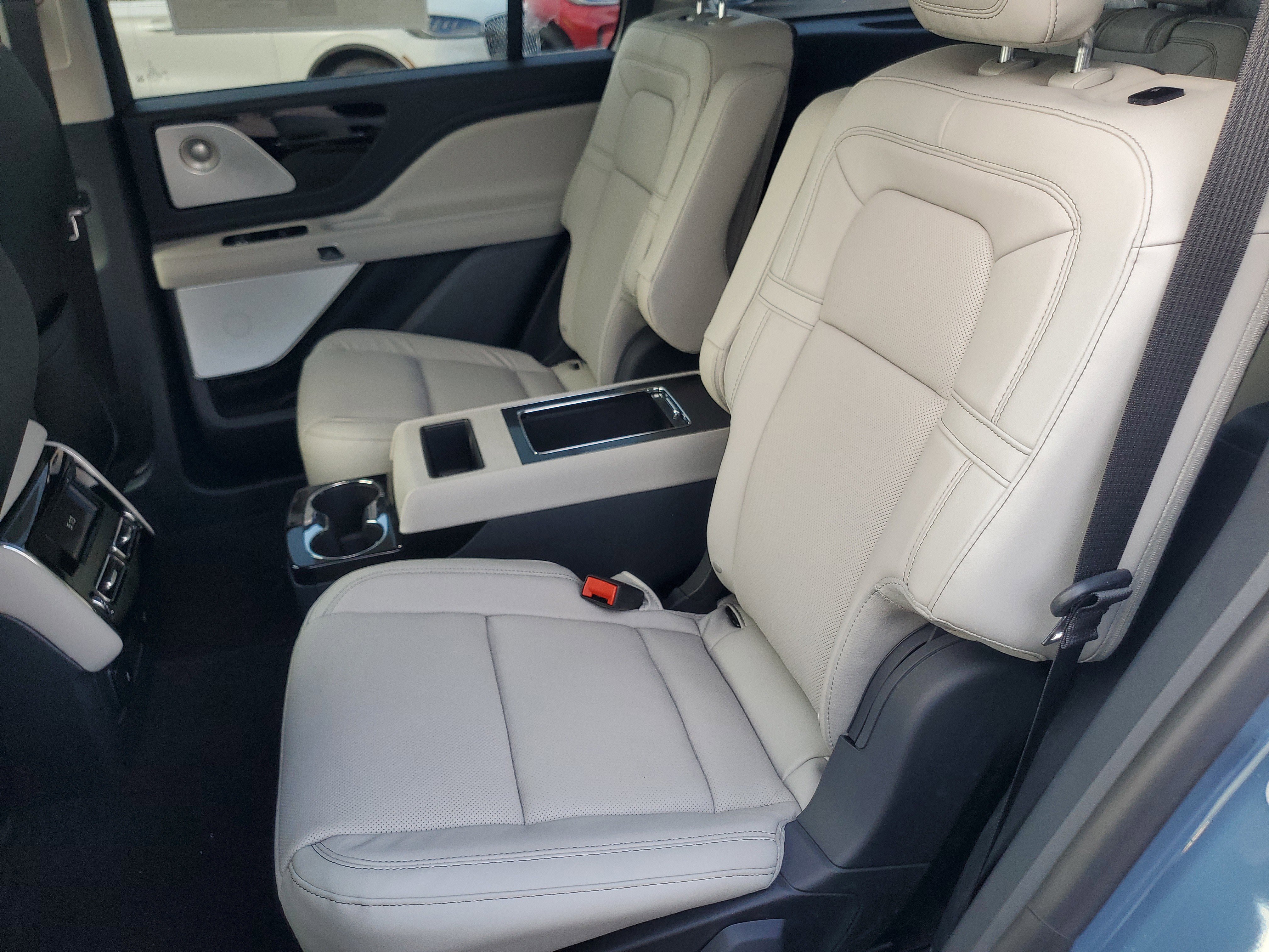 New 2026 Lincoln Aviator Reserve image 26