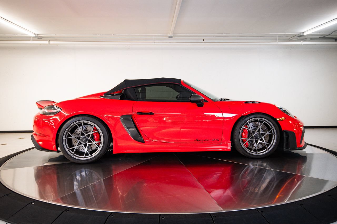 Certified 2024 Porsche 718 Boxster Spyder RS RWD image 8
